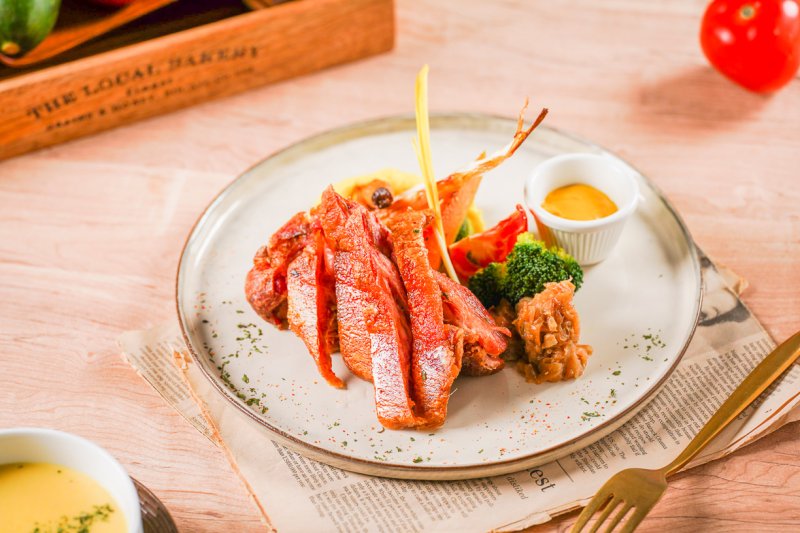 高雄和逸飯店中山館10週年慶 好禮大方送