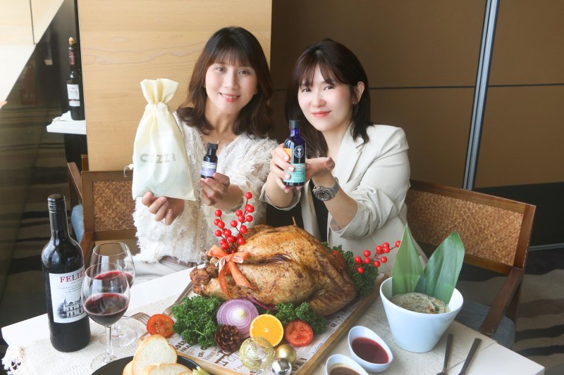 和逸飯店‧高雄中山館Cozzi THE Roof尾牙春酒、火雞分享餐超值優惠齊發