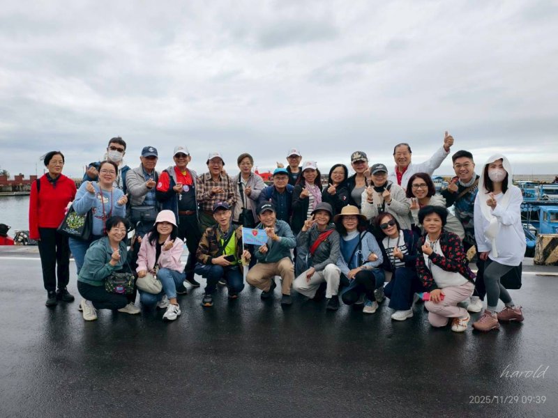 秋風吹起揚帆去　高雄淡江校友大鵬灣帆船之旅