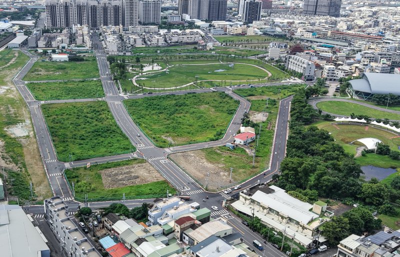 高雄市地政局開發區土地標售 共計推出5標5筆優質建地