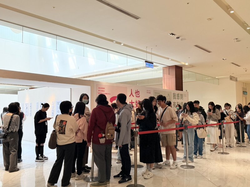 新光三越高雄左營店 寒假最強玩樂地圖 搶攻體驗商機 美食話題新櫃、會員專屬親子玩樂護照、週週人氣IP見面會