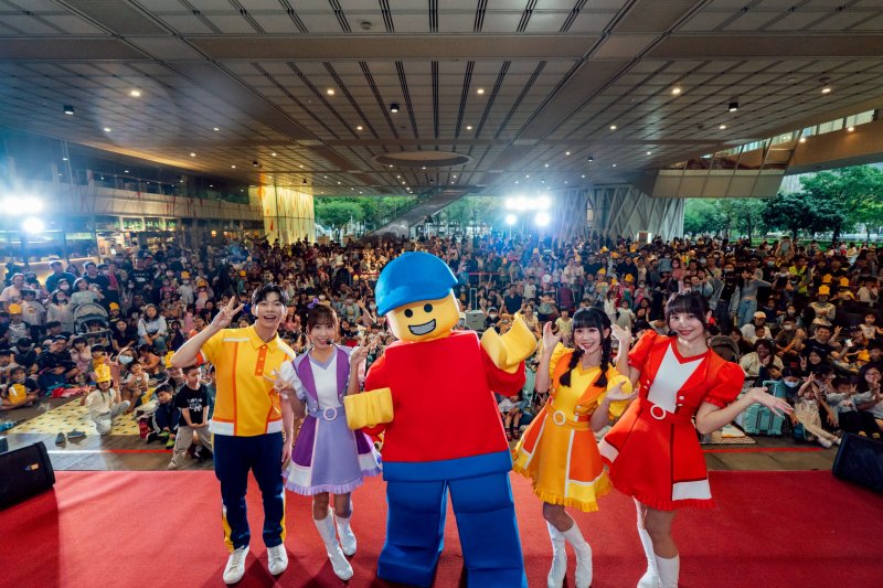 高市圖與台灣樂高合作推動閱讀新計畫 「樂派對！開心唱跳，拼出創意」嗨翻兒童節