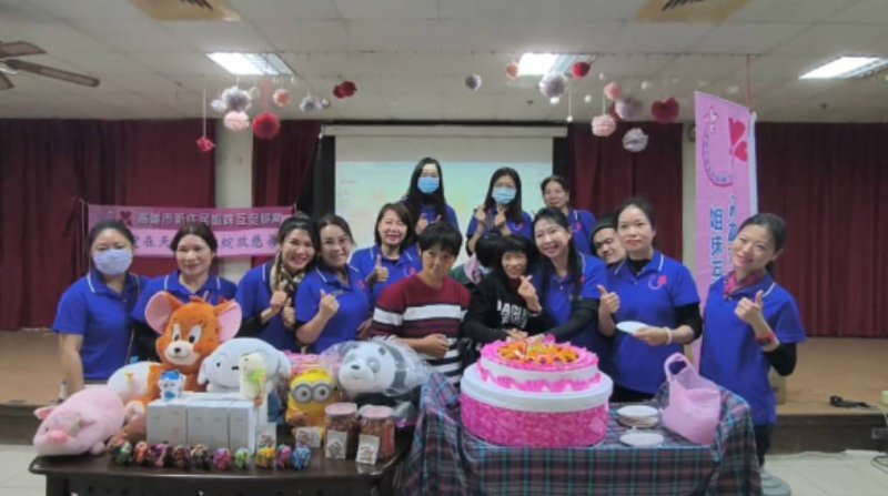 高雄市新住民姐妹互促協會「愛在天使心中綻放」慈善關懷活動。 圖/張玉杰 提供