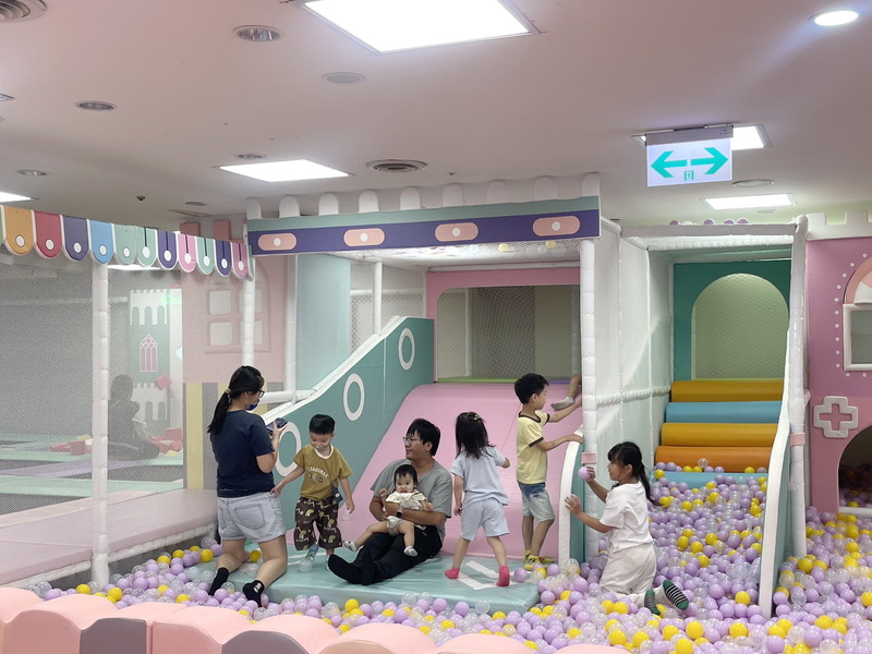 室內親子遊樂第一品牌「追風奇幻島」大立百貨正式開幕 引領南台灣家庭休閒新風潮