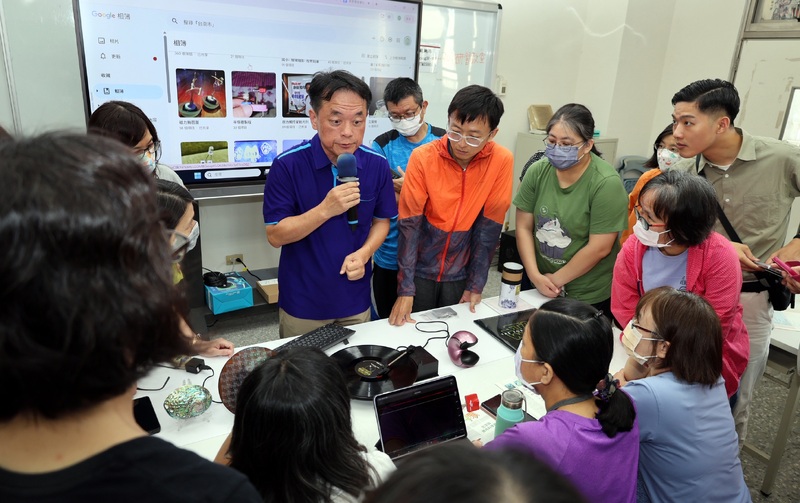 高雄市啟動中小學教師科普精進研習，強化探究式教學，力促科學教育深耕
