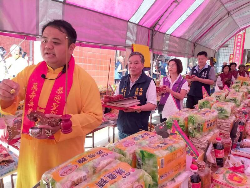 東照山關帝廟普渡結合公益數十載　1200份供品物資幫助千戶弱勢